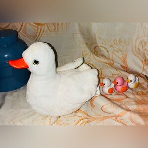 Pets Alive Mama Duck w/ Baby Ducklings